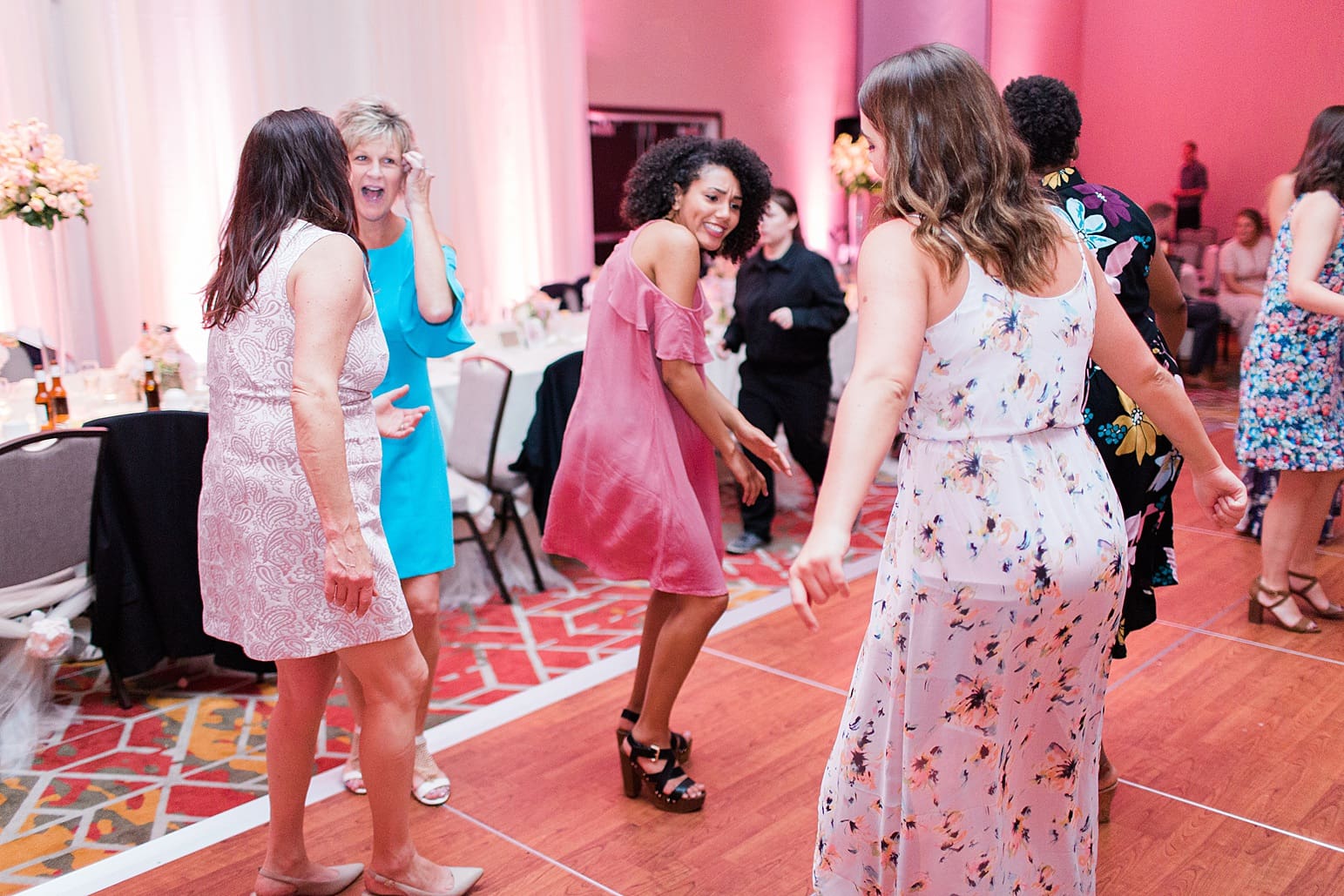 Arielle Peters Photography | Wedding guests dancing at wedding reception at the Holiday Inn in Mishawaka, Indiana.
