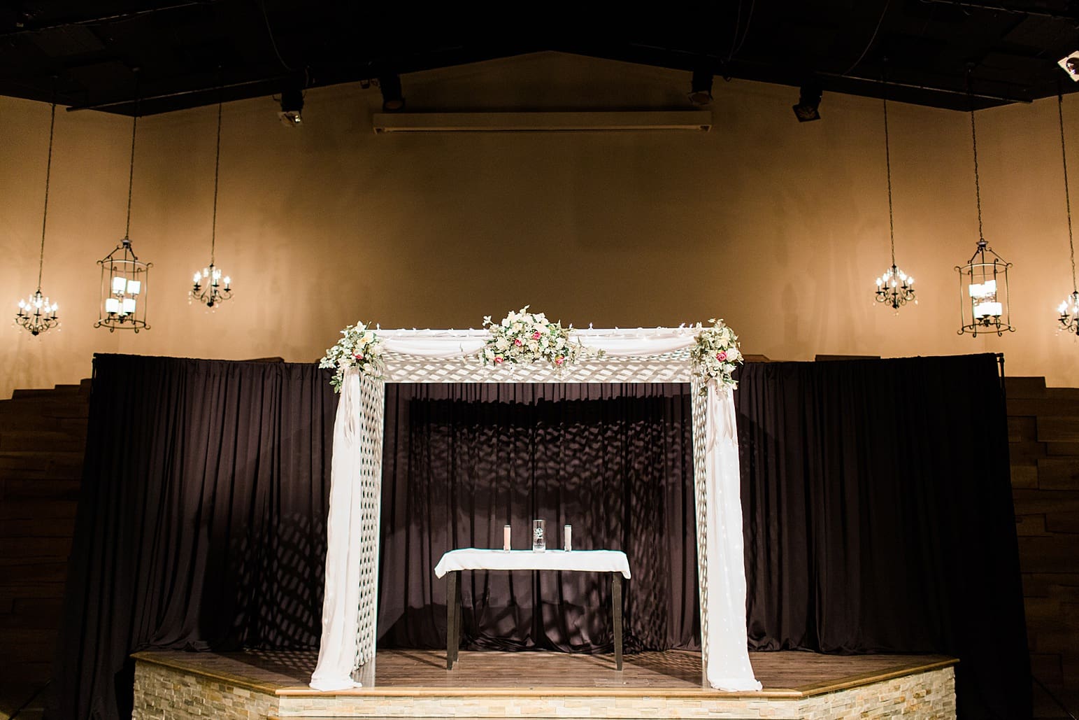 Arielle Peters Photography | Wedding day ceremony at St. Joseph County Parks in South Bend, Indiana.