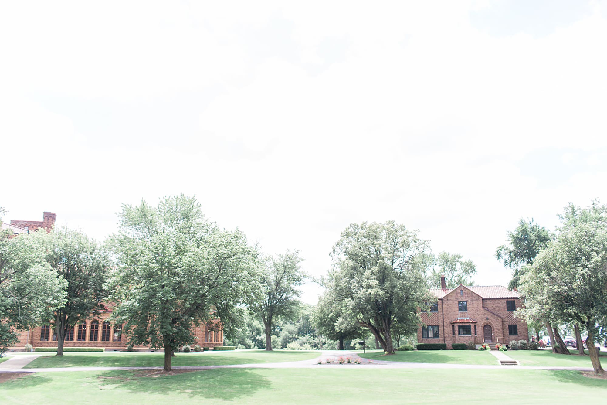 Arielle Peters Photography | Wedding day photos at Nazareth Hall in Grand Rapids, Ohio. 