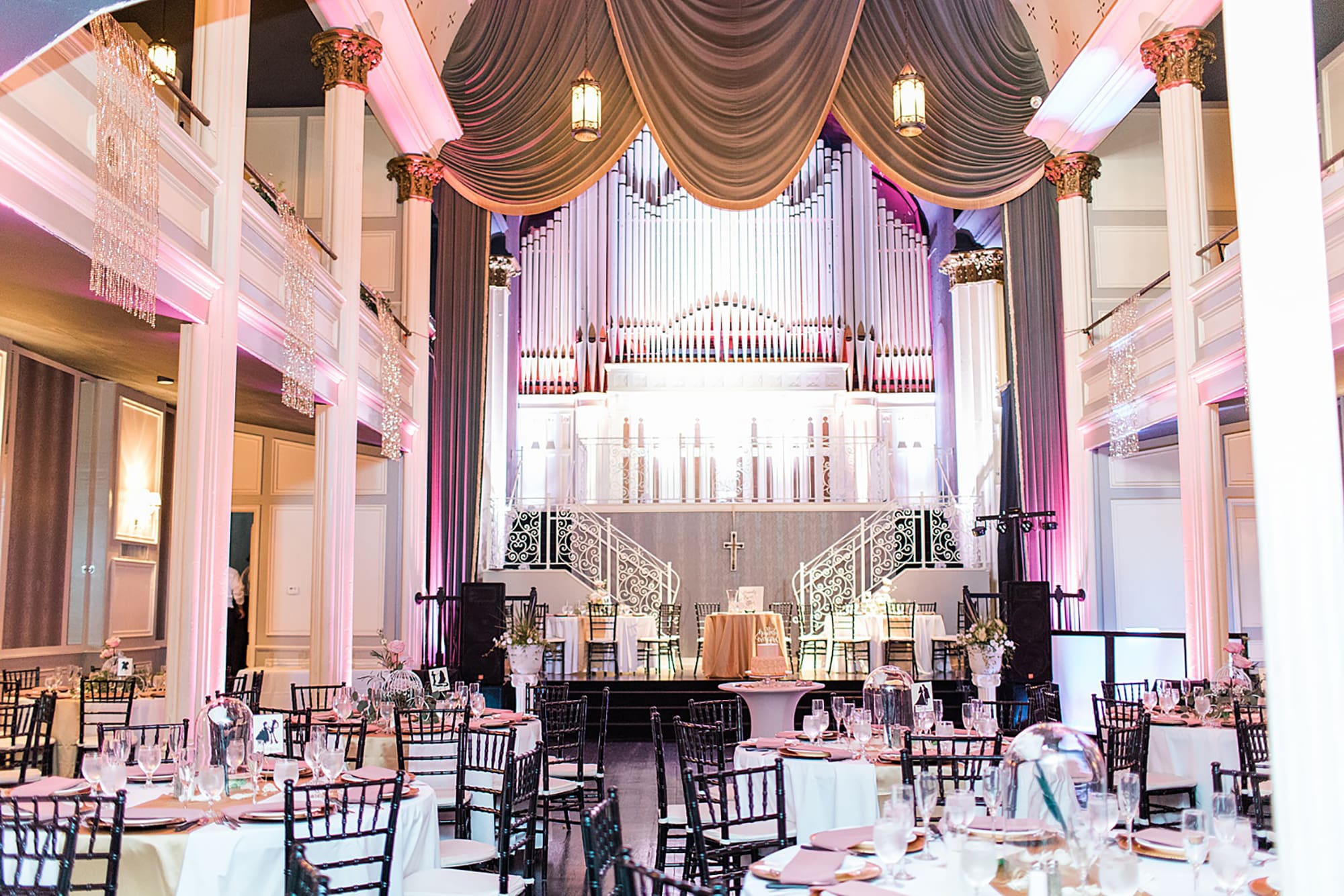 Arielle Peters Photography | Wedding reception table settings and floral arrangements on wedding day at the Uptown Center in Michigan City, Indiana.