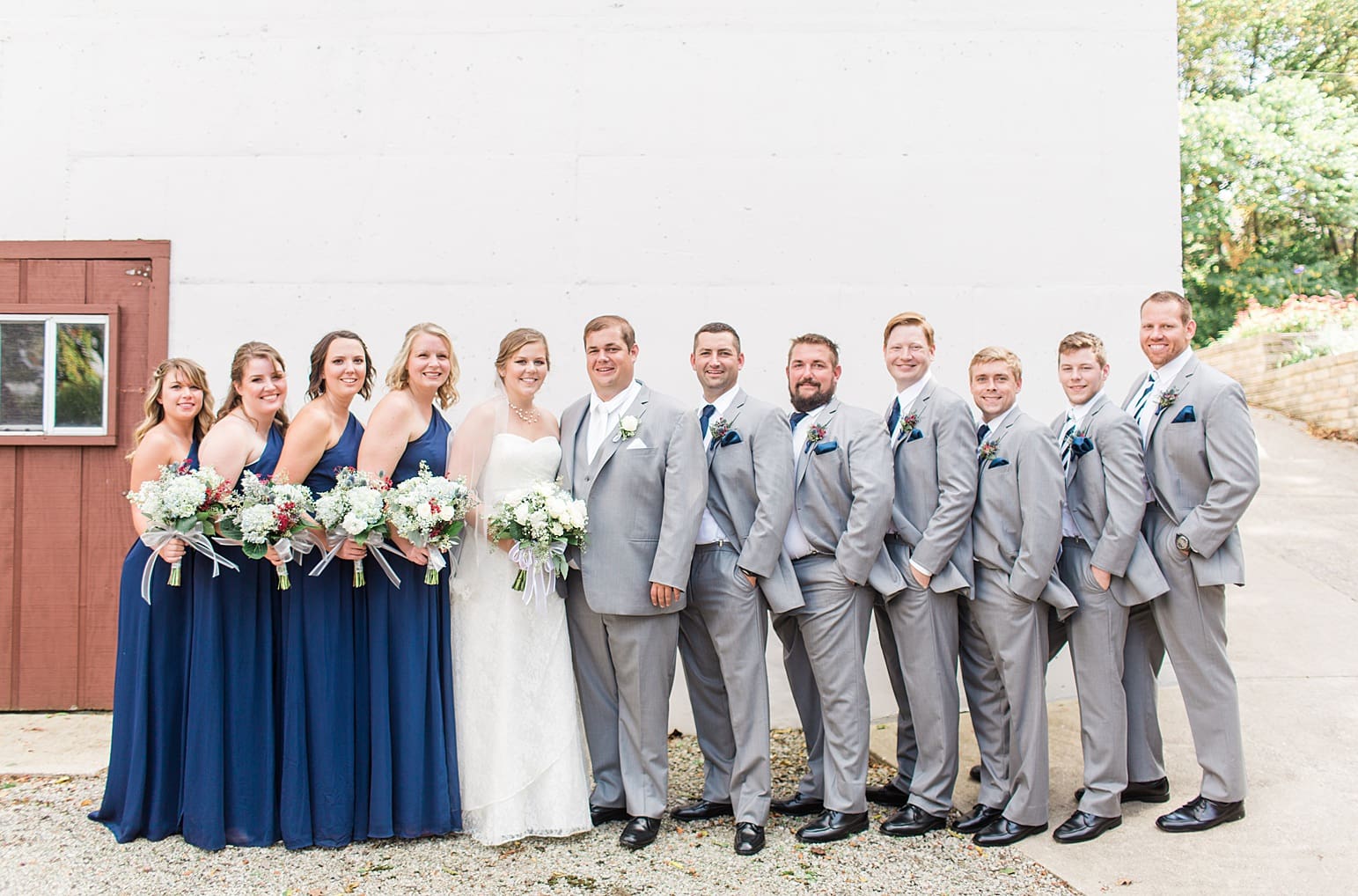 Arielle Peters Photography | Wedding party on wedding day in Syracuse, Indiana.