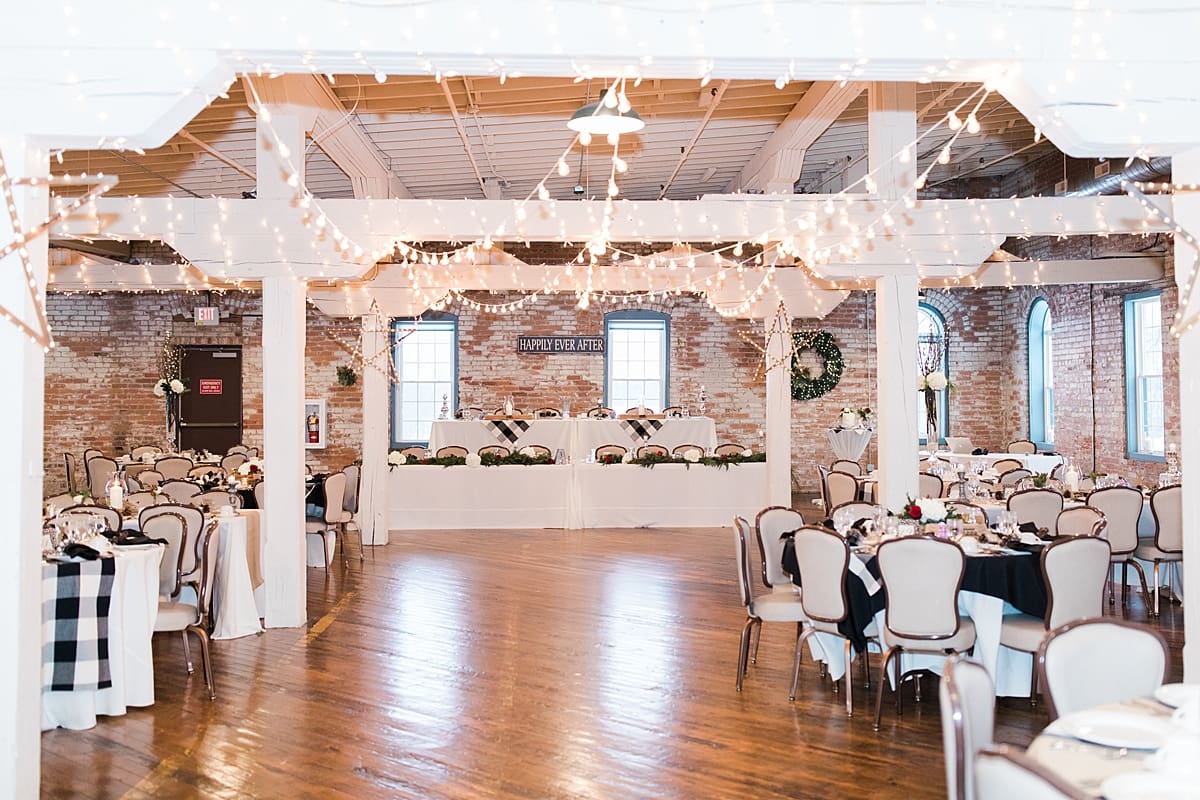Arielle Peters Photography | Winter wedding reception table settings and floral arrangements on winter wedding day in Goshen, Indiana.