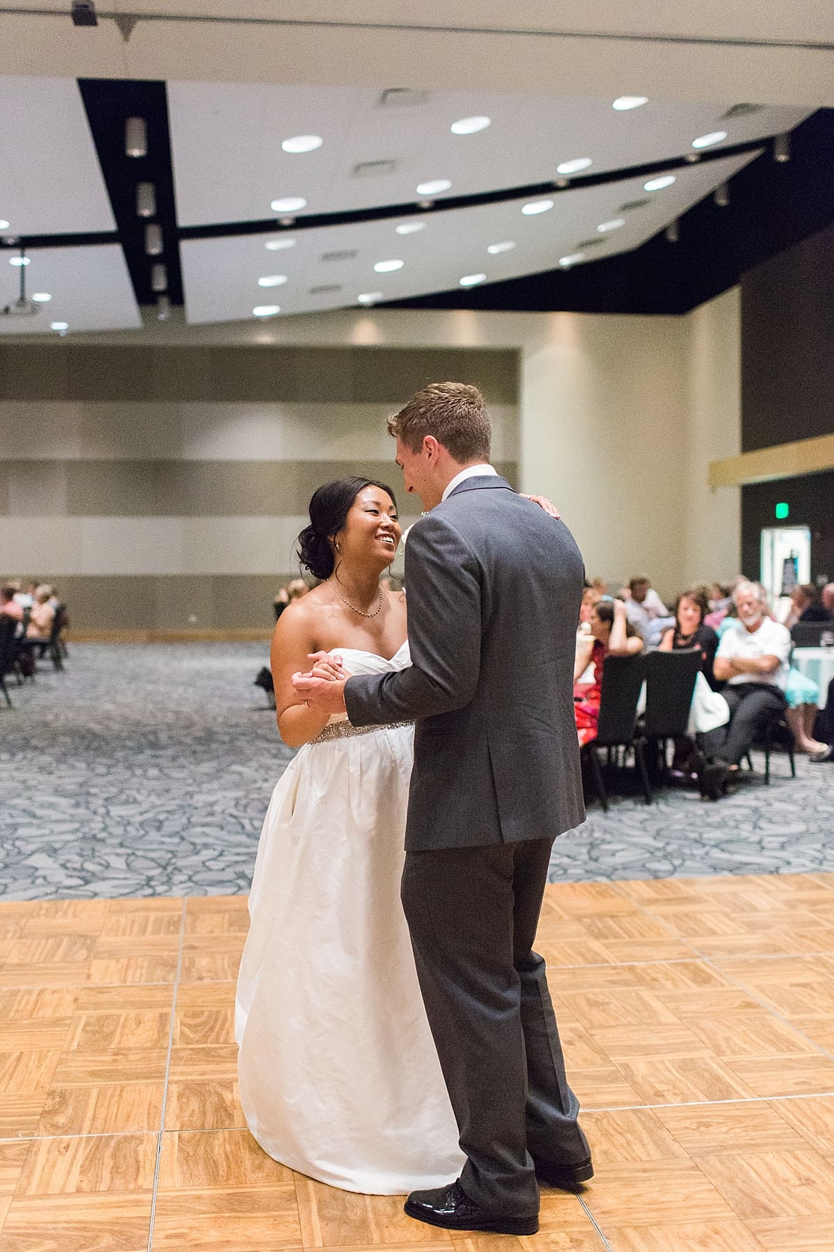 Arielle Peters Photography | Bride and groom sharing first dance on wedding day in Fort Wayne, Indiana. 