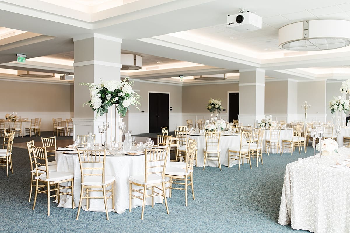 Arielle Peters Photography | Wedding reception table settings and floral arrangements at The Inn at Harbor Springs in St. Joseph, Michigan.