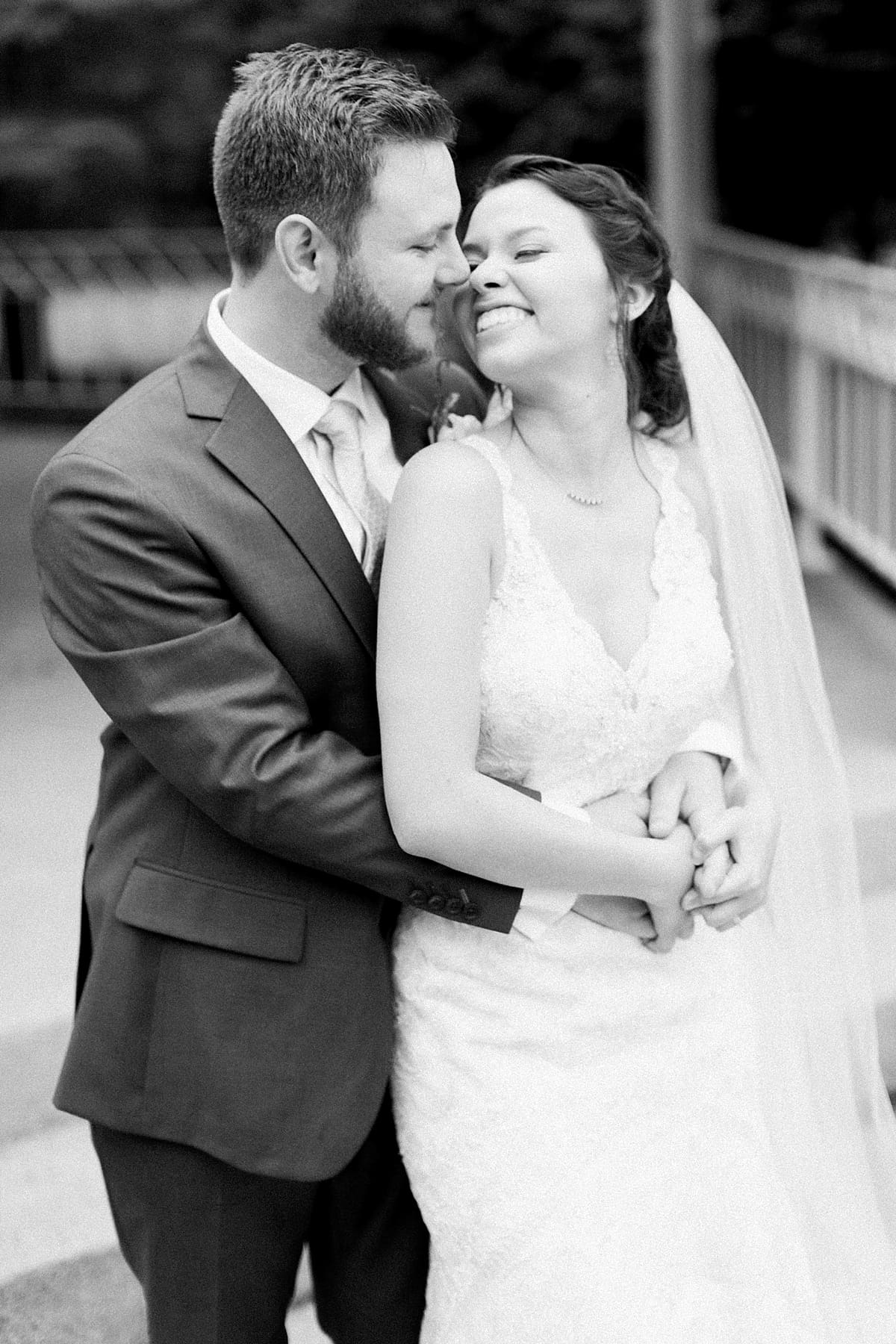 Arielle Peters Photography | Bride and groom outside on wedding day at the Banquets at The Croatian Center in Merrillville, Indiana.