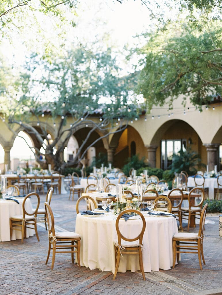 A romantic outdoor Arizona wedding reception at Blackstone Country Club in Peoria, Arizona.