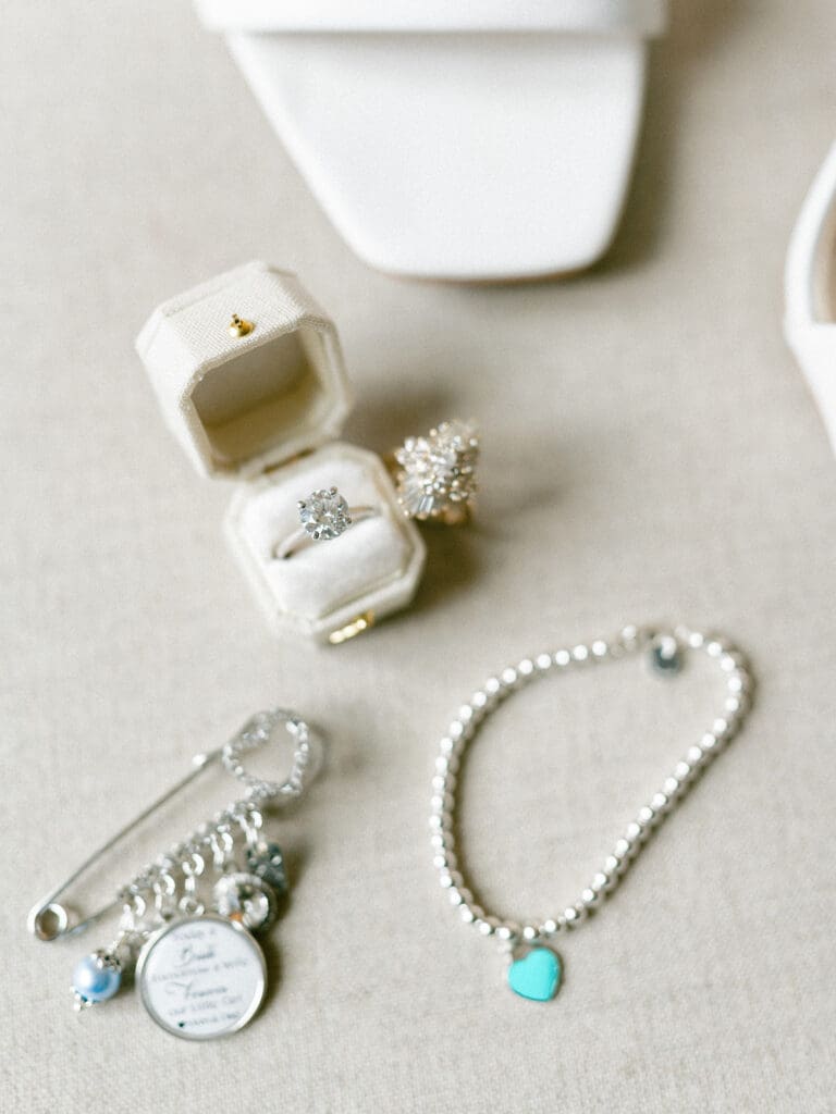 Elegant wedding details