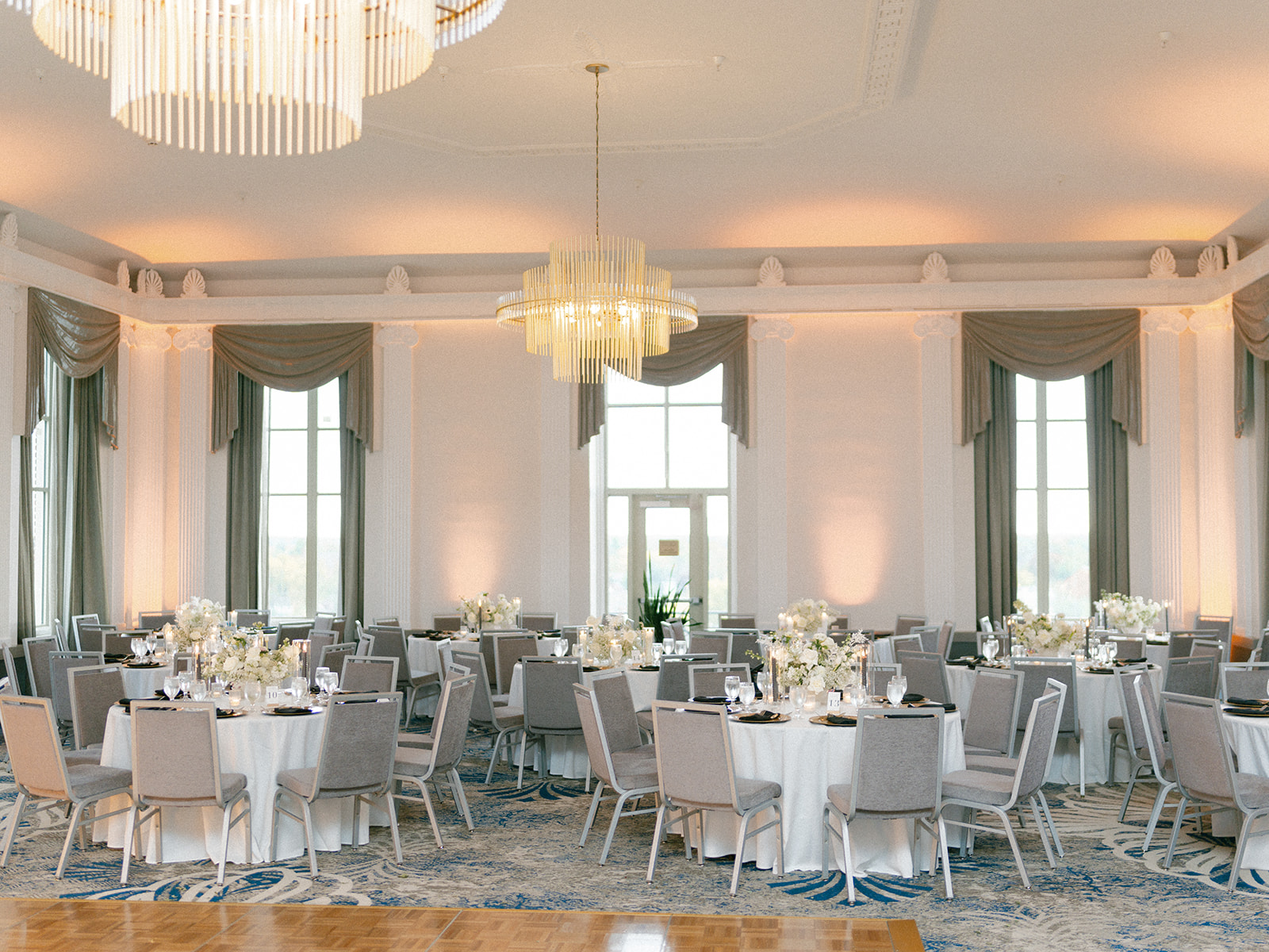 An elegant indoor wedding reception at Hotel Elkhart in Elkhart, Indiana