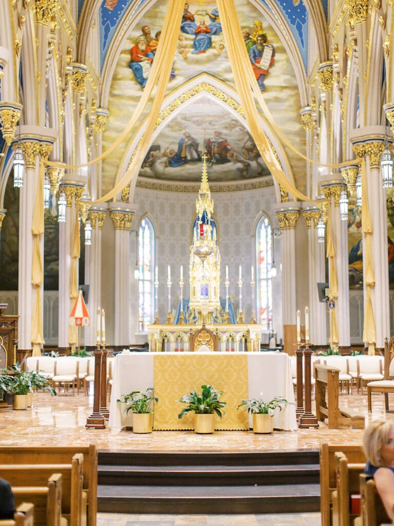 A Cathedral Basilica of The Sacred Heart Wedding Ceremony at Notre Dame