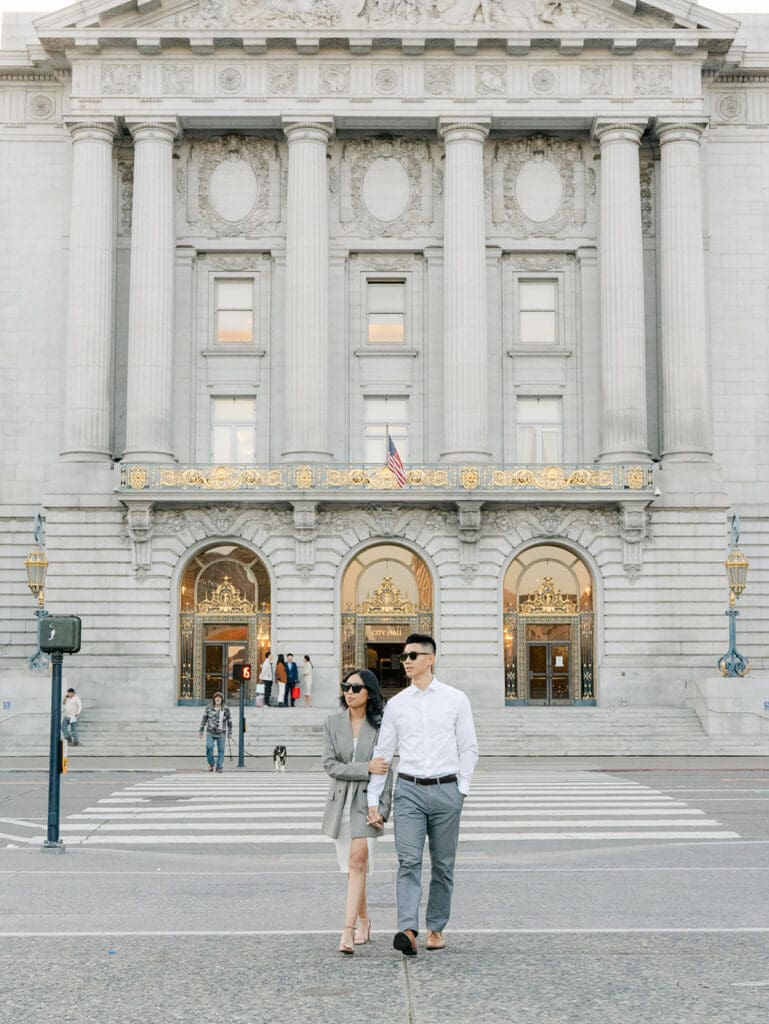Outdoor San Francisco City Hall engagement photos