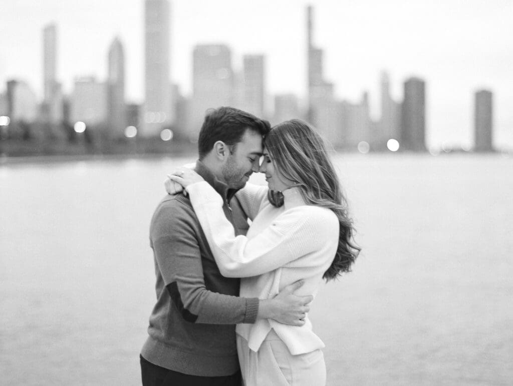Chicago skyline engagement photos near Museum Campus